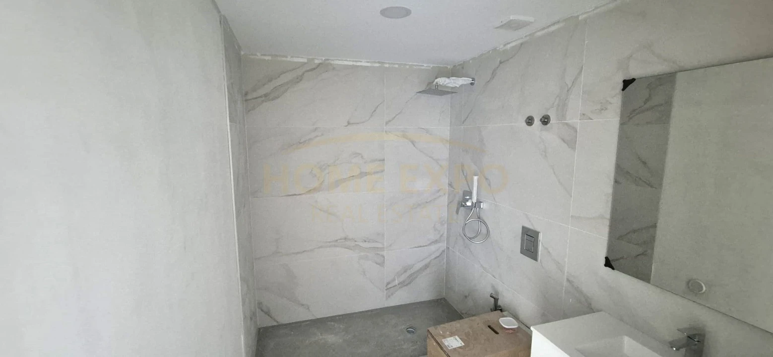 Apartamento T3 para Venda em Santo António dos Cavaleiros e Frielas Foto 8