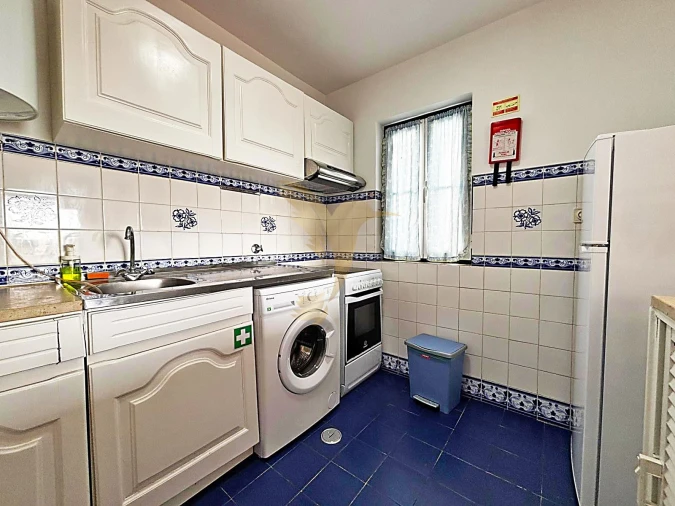 Apartamento T2 para Venda em Quarteira Foto 33