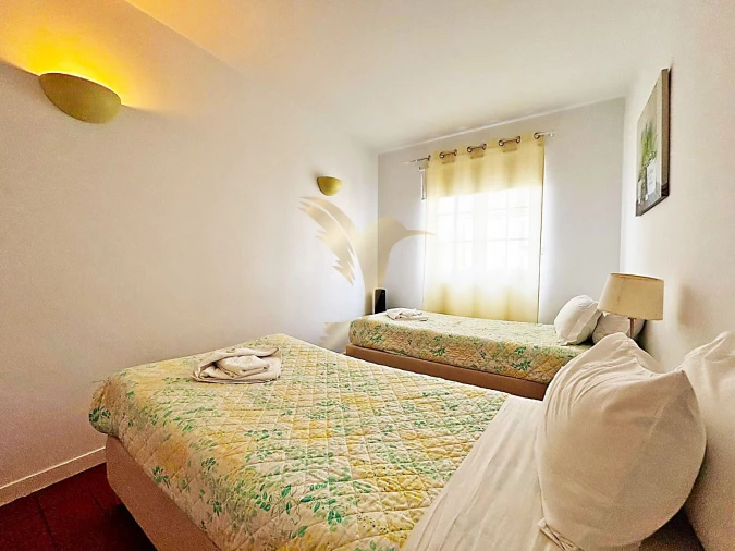 Apartamento T2 para Venda em Quarteira Foto 32