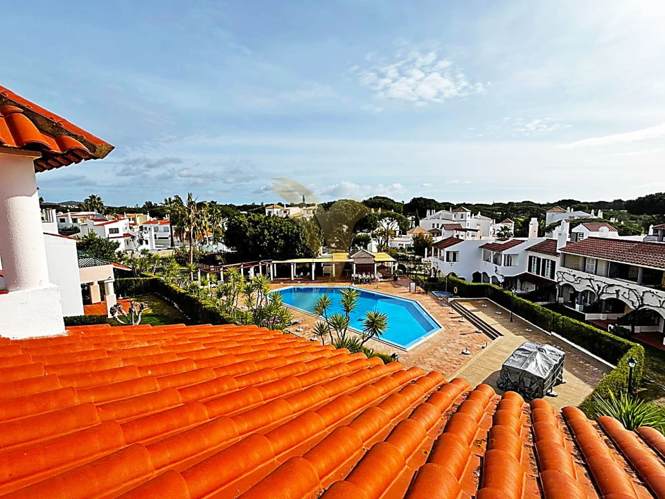 Apartamento T2 para Venda em Quarteira Foto 21