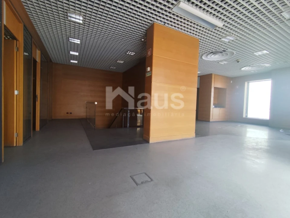 Loja para Arrendamento em Pinhal Novo Foto 5
