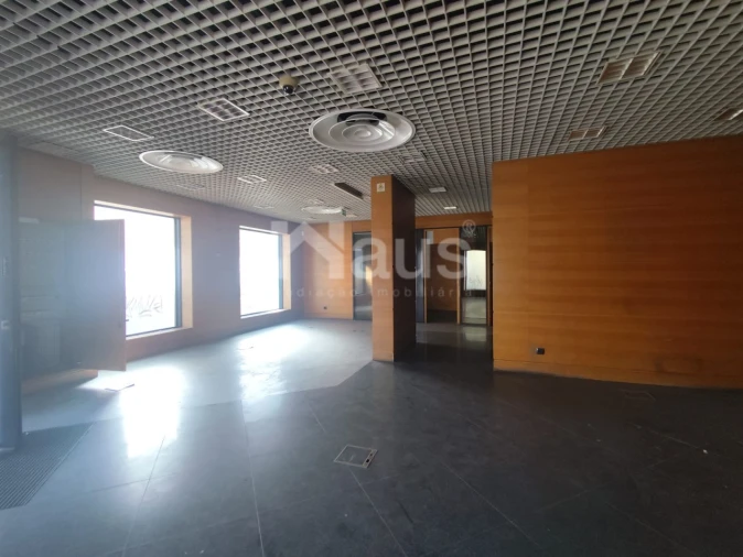 Loja para Arrendamento em Pinhal Novo Foto 2