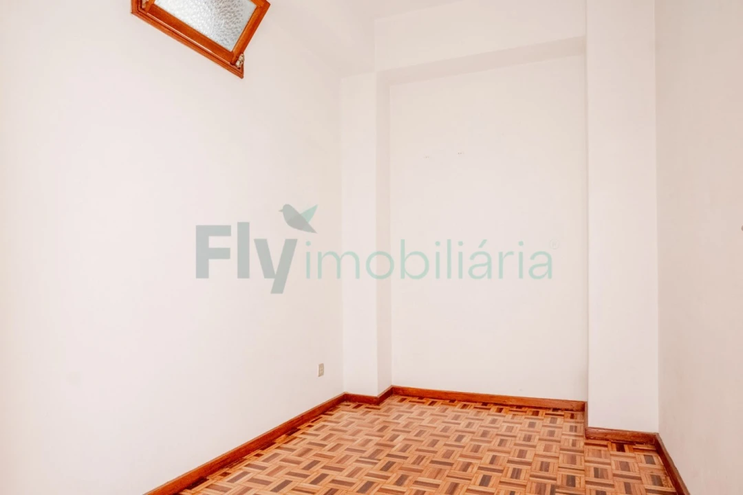 Apartamento T2 para Venda em Oliveira, São Paio e São Sebastião Foto 22