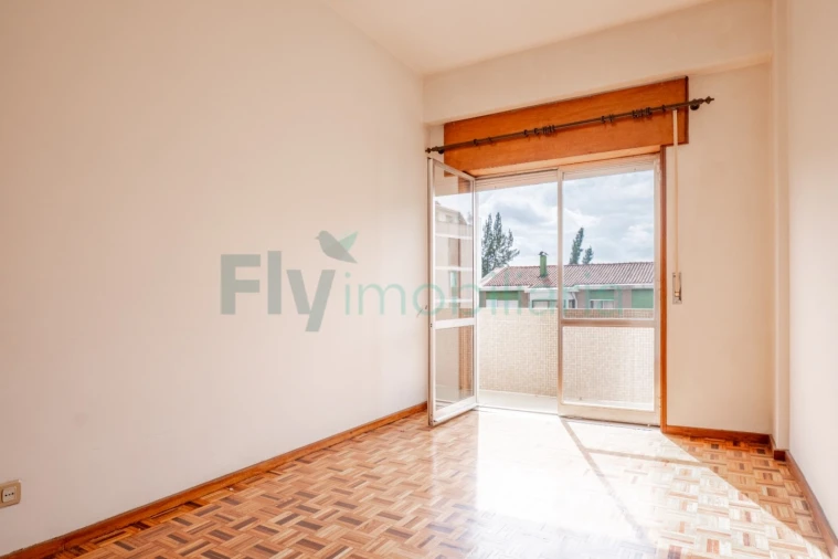 Apartamento T2 para Venda em Oliveira, São Paio e São Sebastião Foto 9
