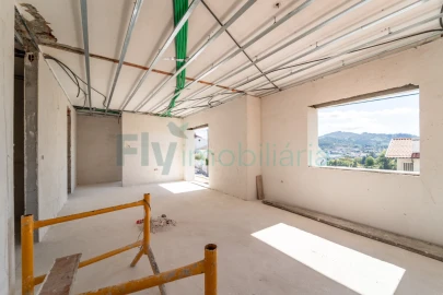 Moradia T3 para Venda em Caldas de Vizela (São Miguel e São João)