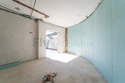 Moradia T3 para Venda em Caldas de Vizela (São Miguel e São João)