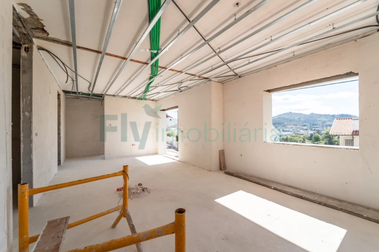 Moradia T3 para Venda em Caldas de Vizela (São Miguel e São João) Foto 14
