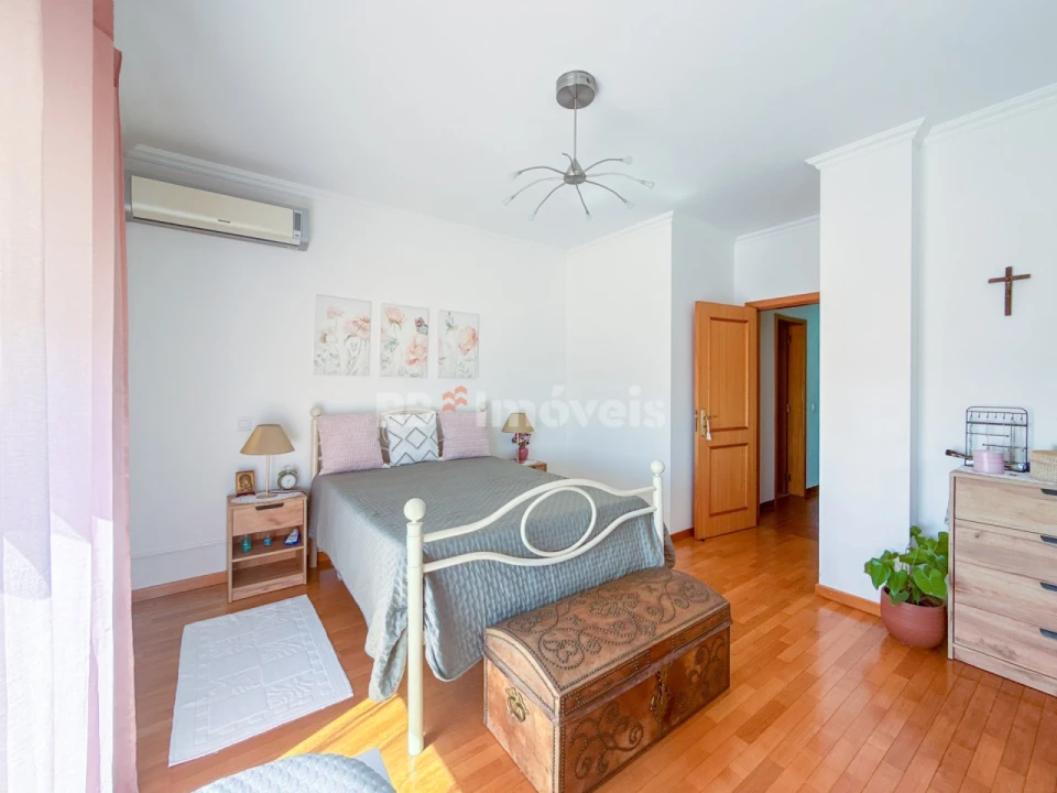 Apartamento T3 para Venda em Vila Nova da Barquinha Foto 32