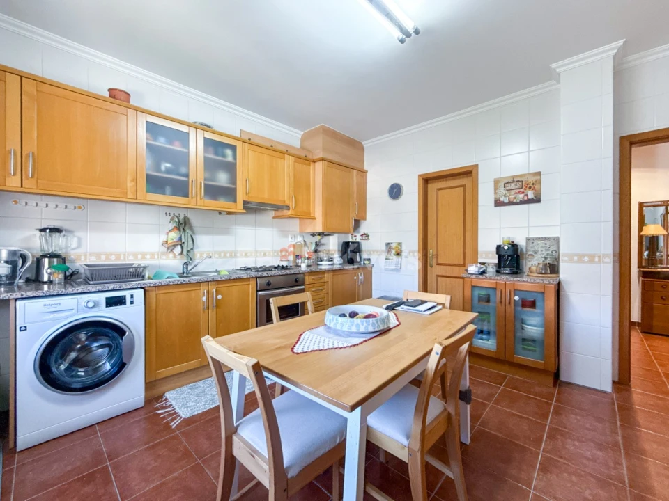 Apartamento T3 para Venda em Vila Nova da Barquinha Foto 3