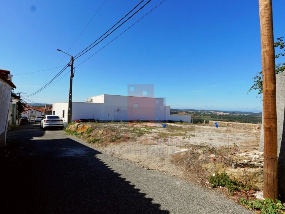 Terreno para Venda em Santa Maria, São Pedro e Sobral da Lagoa Foto 10