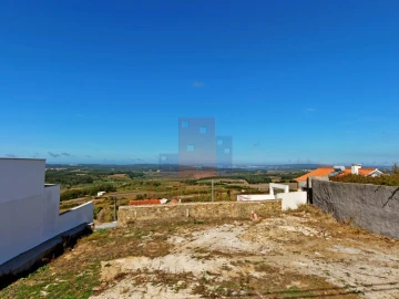 Terreno para Venda em Santa Maria, São Pedro e Sobral da Lagoa