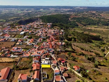 Terreno para Venda em Santa Maria, São Pedro e Sobral da Lagoa