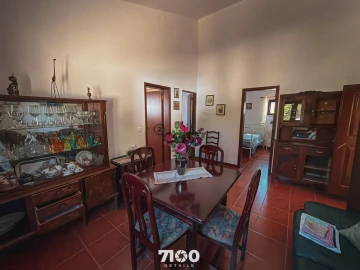Moradia T4 para Venda em São Sebastião da Giesteira e Nossa Senhora da Boa Fé