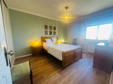 Apartamento T3 para Arrendamento em Tavarede