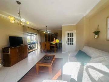 Apartamento T3 para Arrendamento em Tavarede
