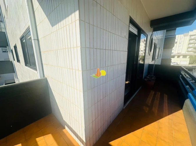 Apartamento T3 para Arrendamento em Tavarede Foto 26
