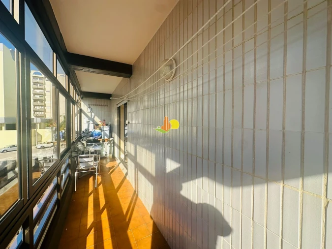 Apartamento T3 para Arrendamento em Tavarede Foto 7