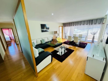 Apartamento T2 para Arrendamento em Tavarede