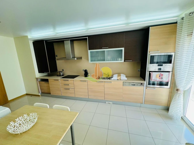 Apartamento T2 para Arrendamento em Tavarede Foto 11