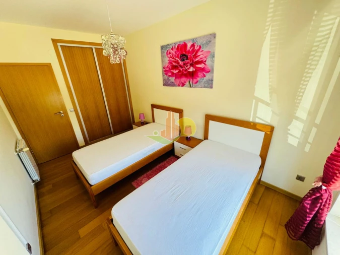 Apartamento T2 para Arrendamento em Tavarede Foto 23