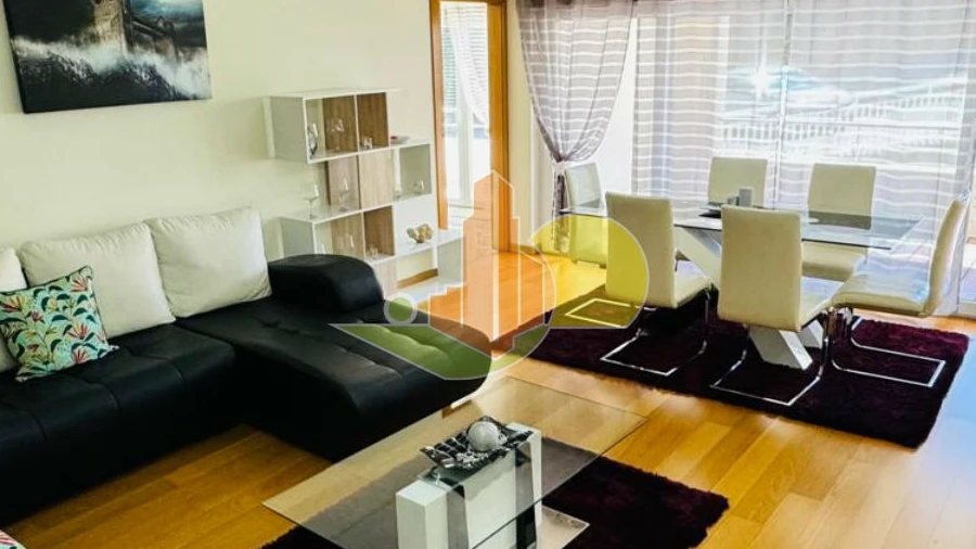 Apartamento T2 para Arrendamento em Tavarede