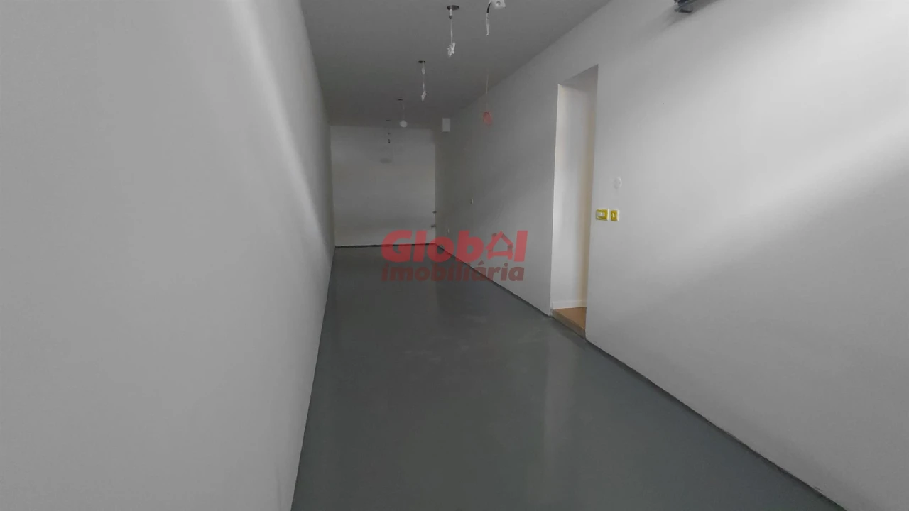 Apartamento T1 para Venda em Cavernães Foto 7