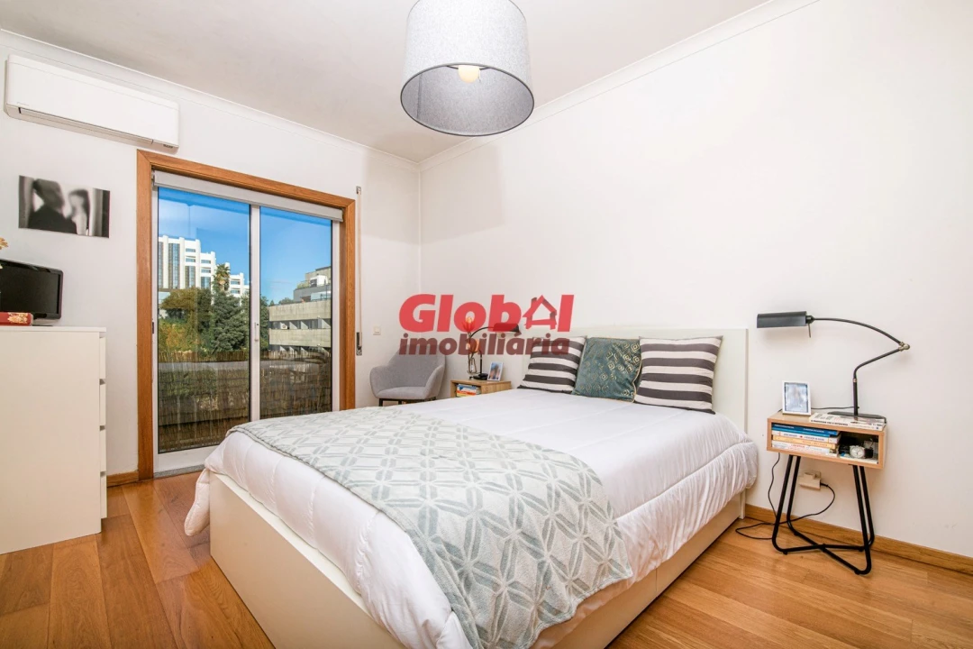 Apartamento T2 para Venda em Viseu Foto 9