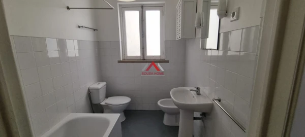 Apartamento T3 para Arrendamento em Leiria, Pousos, Barreira e Cortes