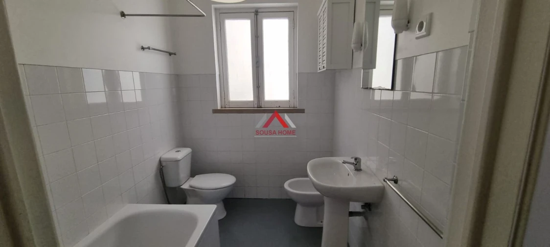 Apartamento T3 para Arrendamento em Leiria, Pousos, Barreira e Cortes Foto 9