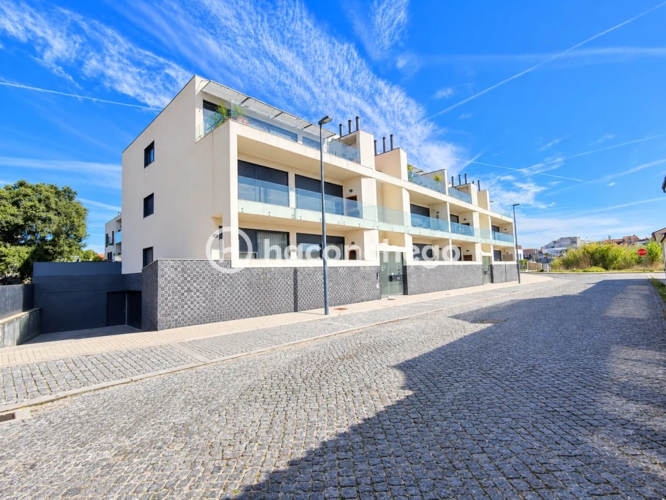 Apartamento T3 para Venda em Apúlia e Fão Foto 1