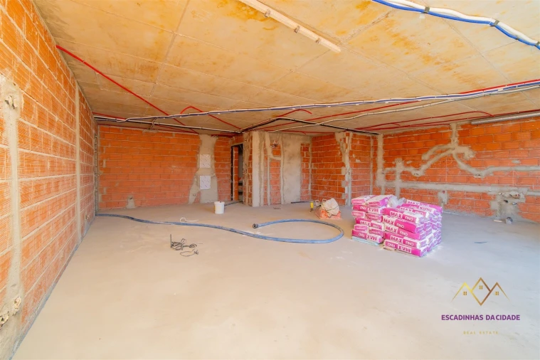 Apartamento T3 para Venda em Loures Foto 14