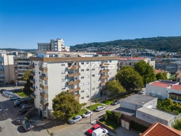 Apartamento T2 para Venda em São Vitor (Braga)
