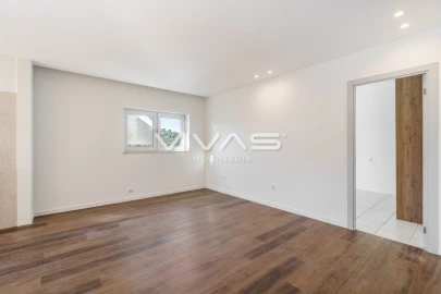 Apartamento T2 para Venda em São Vitor (Braga)