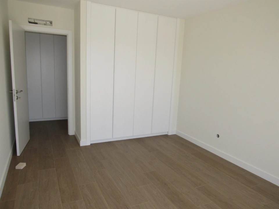 Moradia T3 para Venda em Coz, Alpedriz e Montes Foto 6