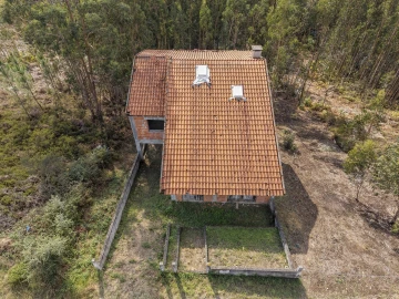 Moradia T3 para Venda em Lagares e Figueira