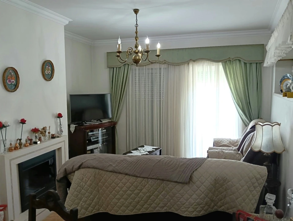 Apartamento T3 para Venda em Santa Clara e Castelo Viegas Foto 2