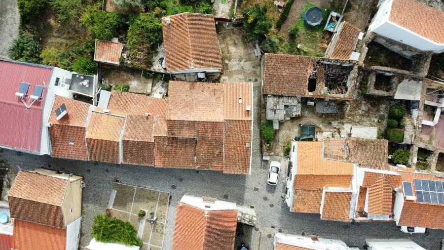 Moradia T4 para Venda em Boidobra Foto 4