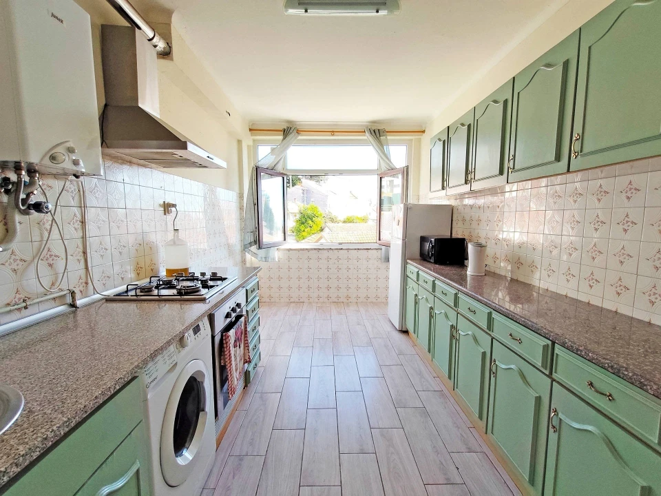 Apartamento T2 para Venda em Cantar-Galo e Vila do Carvalho Foto 6