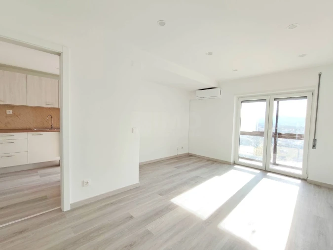 Apartamento T2 para Venda em Boidobra Foto 4