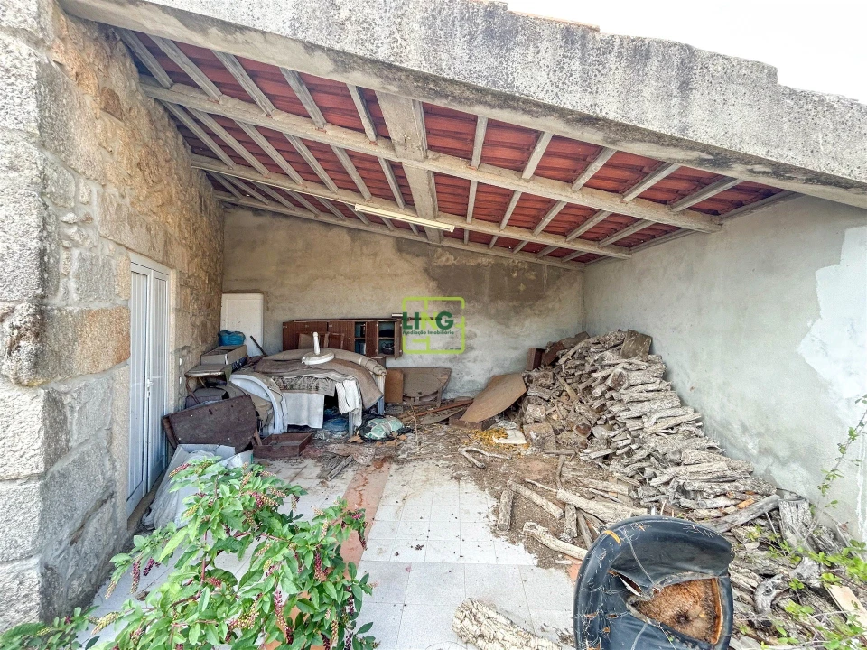 Moradia T4 para Venda em Aranhas Foto 56
