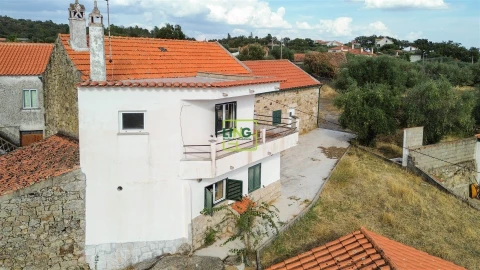 Moradia T4 para Venda em Aranhas