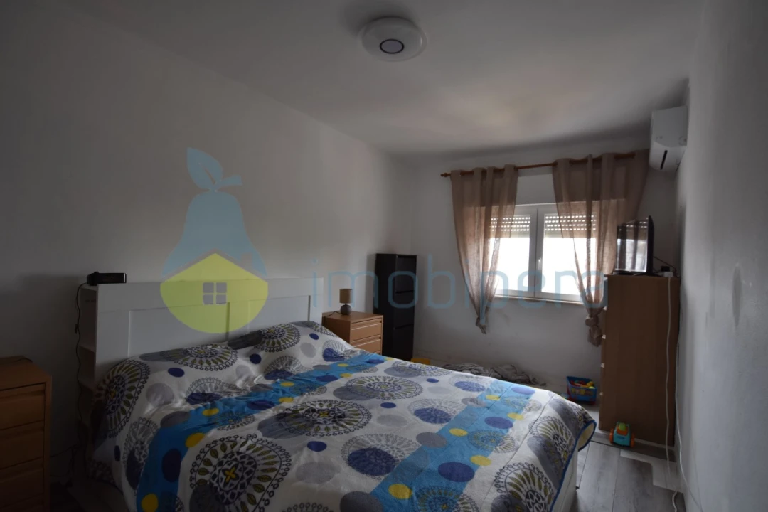 Apartamento T2 para Venda em Portimão Foto 3