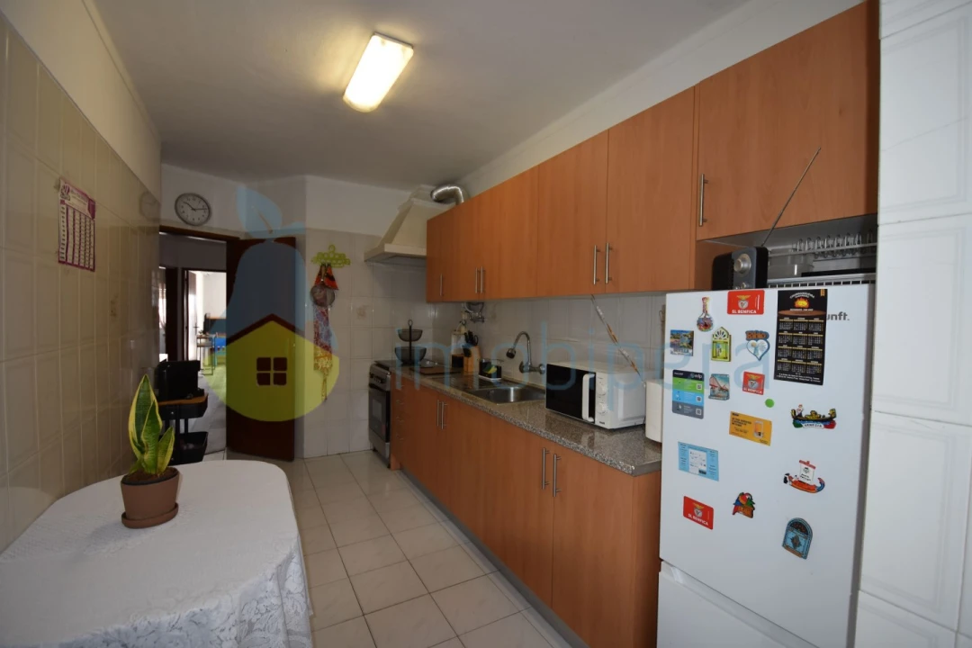 Apartamento T2 para Venda em Portimão Foto 14