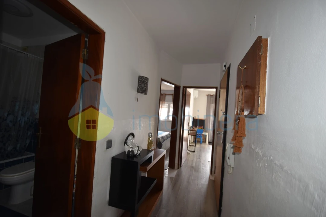 Apartamento T2 para Venda em Portimão Foto 15