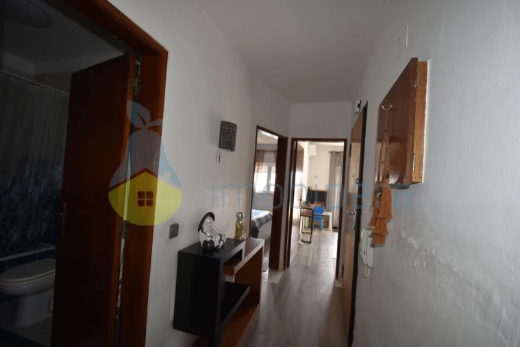 Apartamento T2 para Venda em Portimão Foto 15