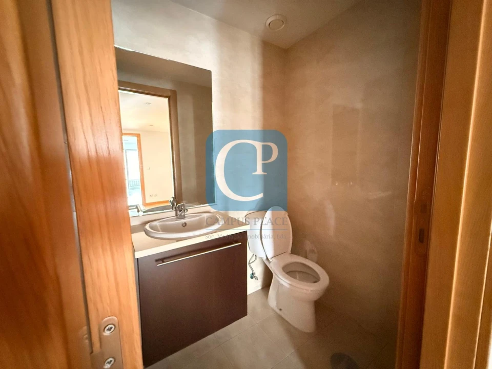 Apartamento T2 para Arrendamento em Paranhos Foto 20