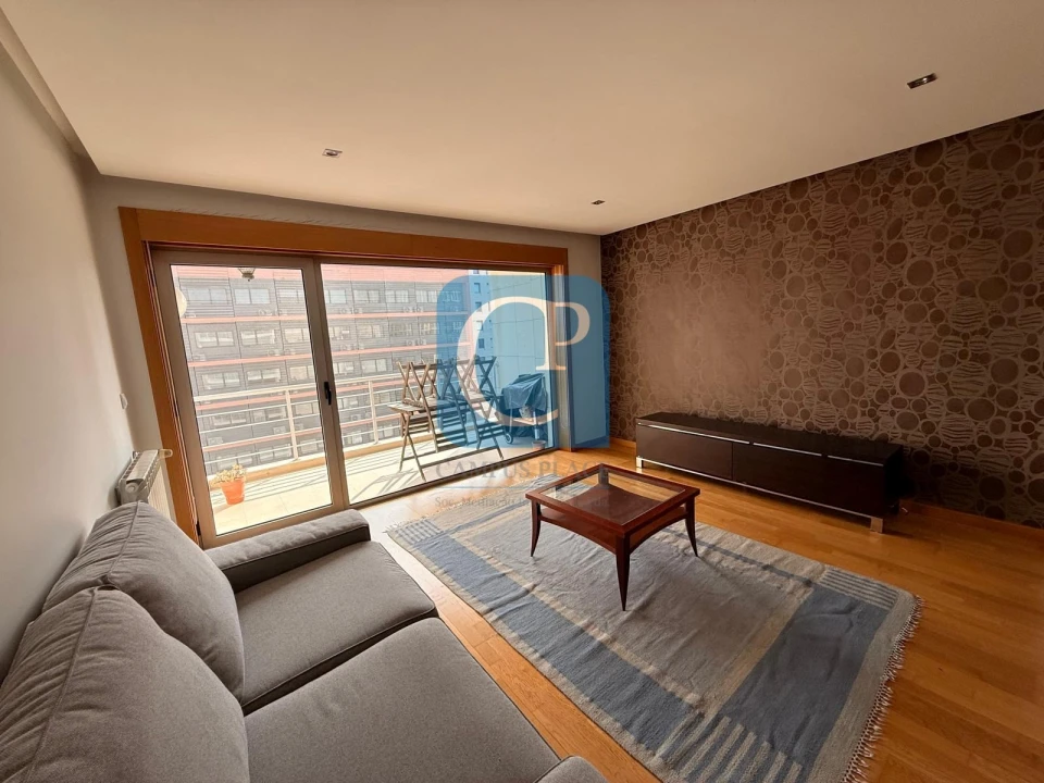 Apartamento T2 para Arrendamento em Paranhos Foto 15