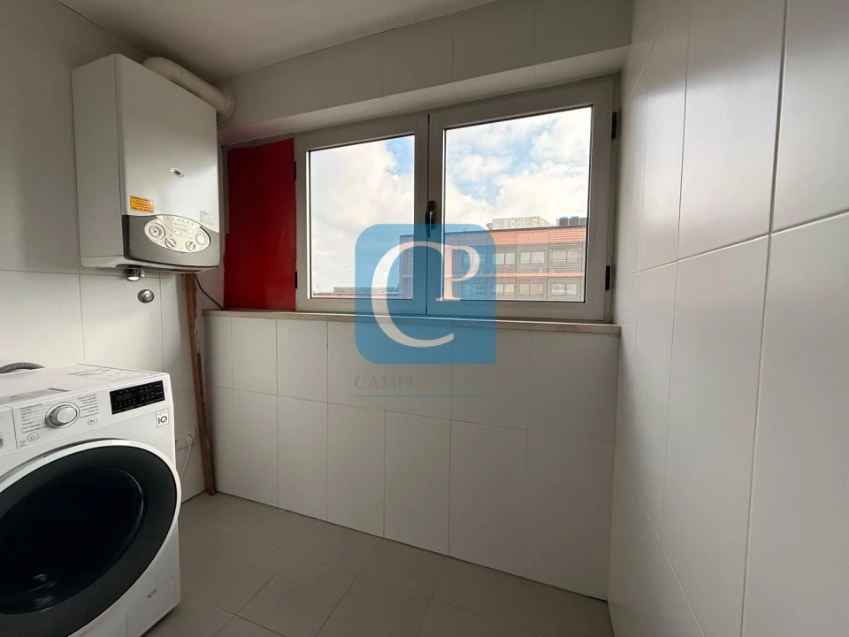 Apartamento T2 para Arrendamento em Paranhos Foto 8