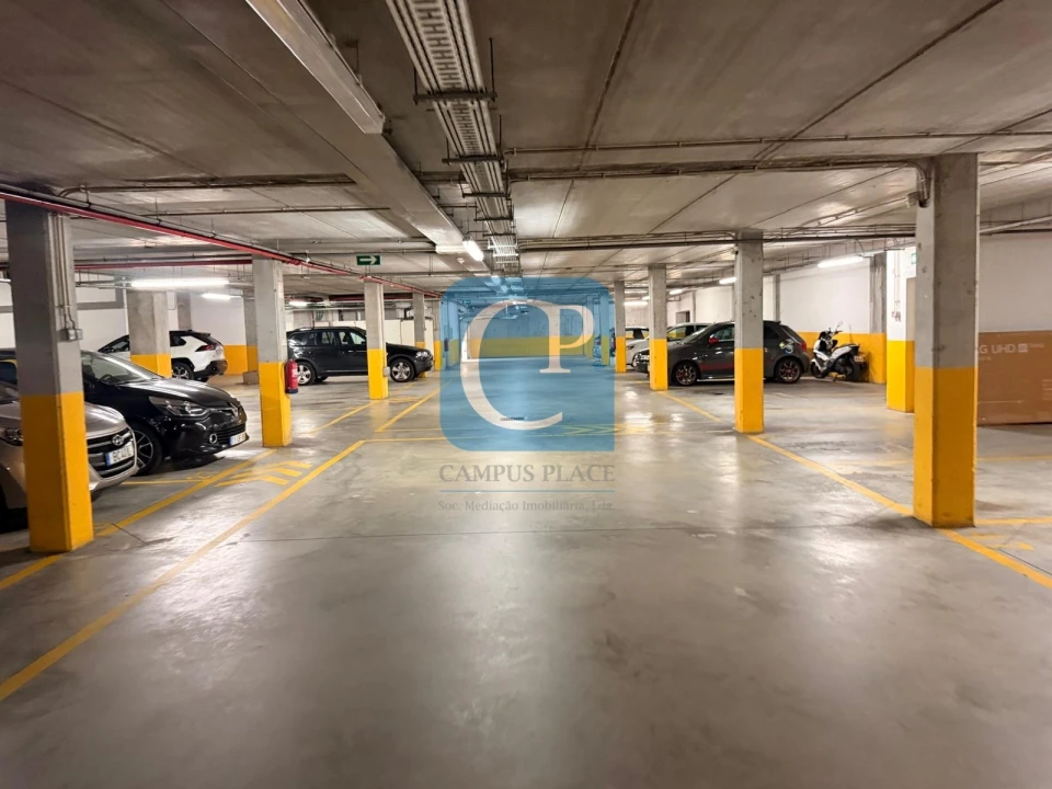 Apartamento T2 para Arrendamento em Paranhos Foto 33