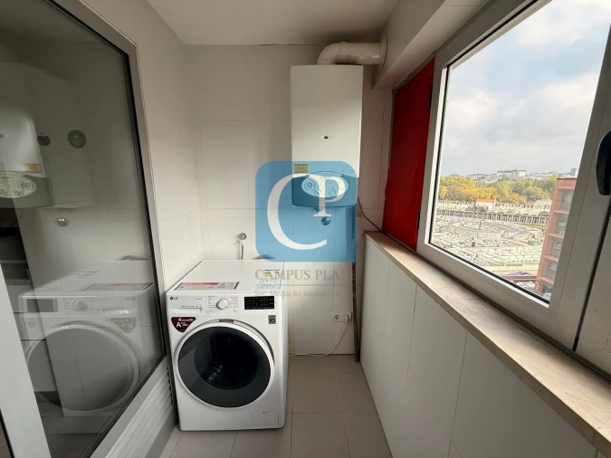 Apartamento T2 para Arrendamento em Paranhos Foto 9
